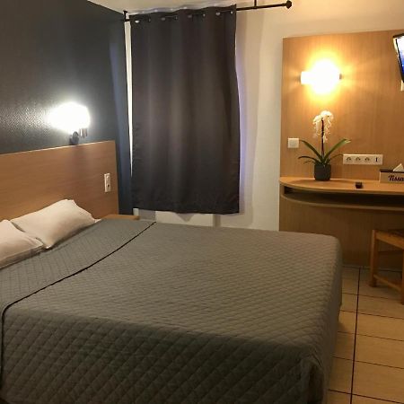 Confort Hotel Montgeron Zewnętrze zdjęcie