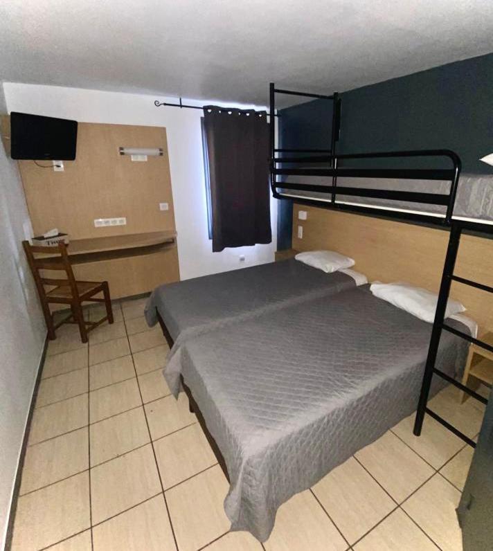 Confort Hotel Montgeron Zewnętrze zdjęcie